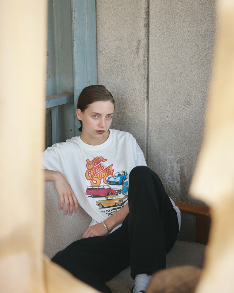 Chill Sunday Tee_White