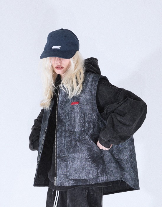 NEW SYMBOL ZIP-UP VEST