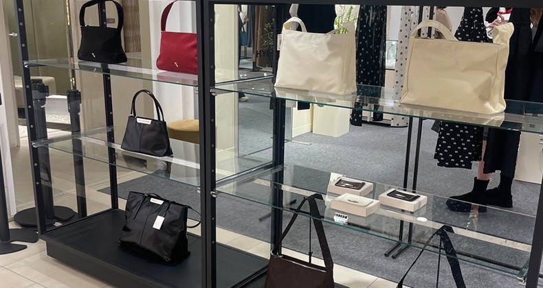 mucu and ebony 阪急うめだ本店POPUP