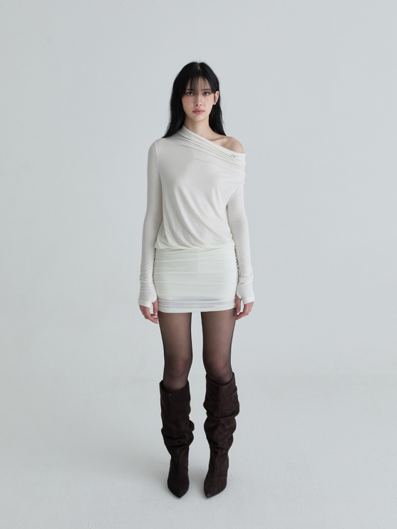 シャーリングシンボルドレス（アイボリー）