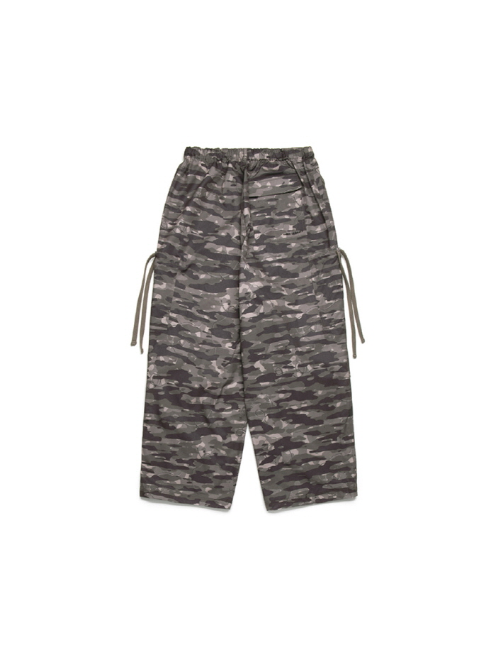 パラシュートカーゴパンツ（カーキ） | THREE TO EIGHTY | HANA(ハナ) #3