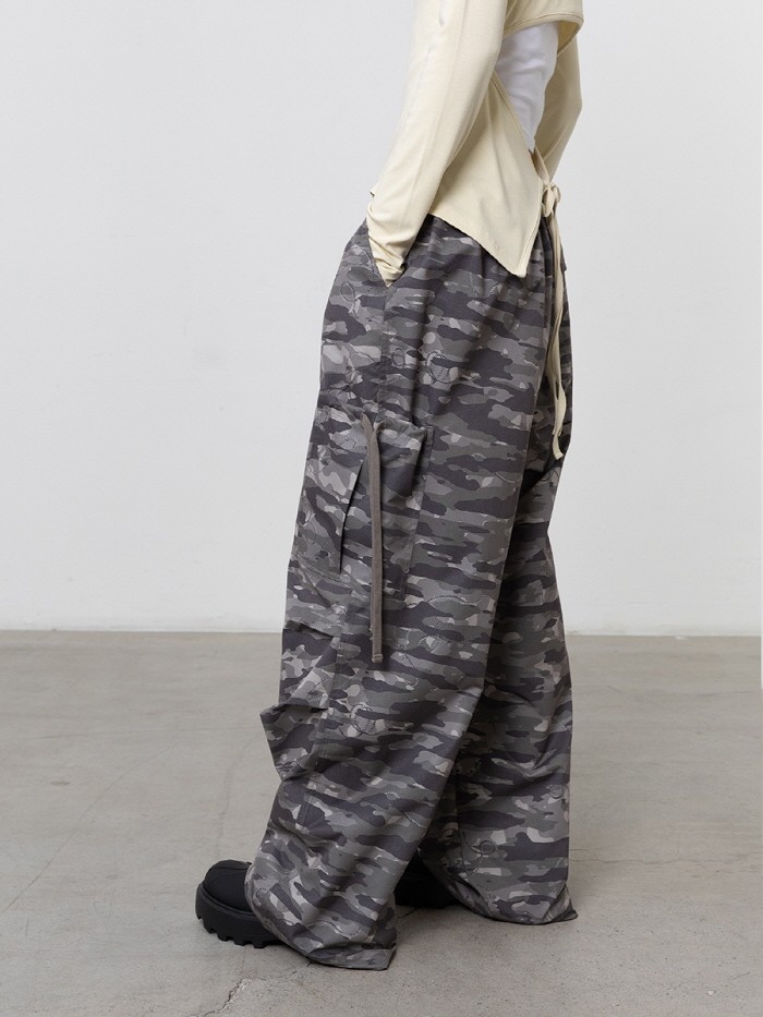 パラシュートカーゴパンツ（カーキ） | THREE TO EIGHTY | HANA(ハナ) #11