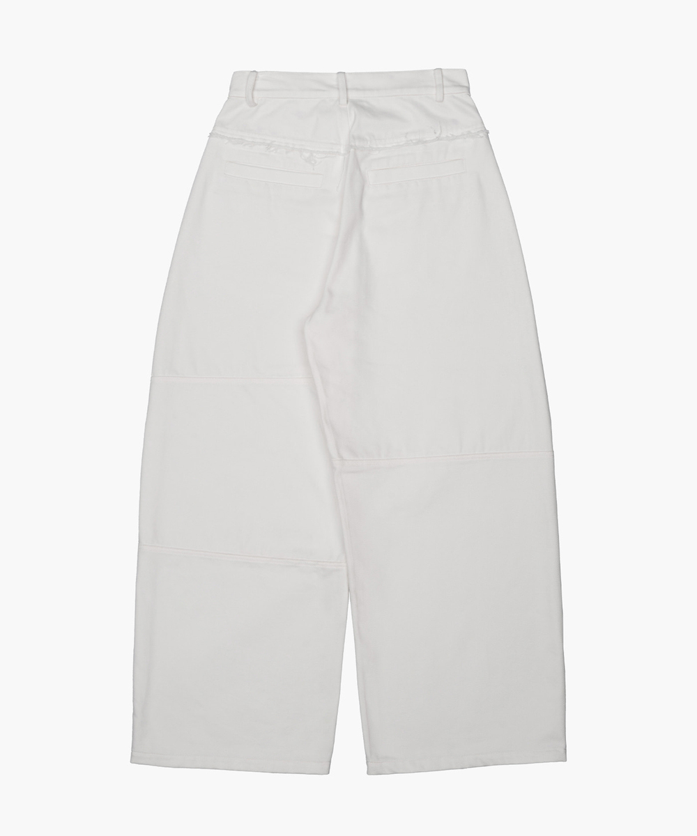バックフレア カーブドパンツ（ホワイト） | ROUGHNECK | HANA(ハナ) #17