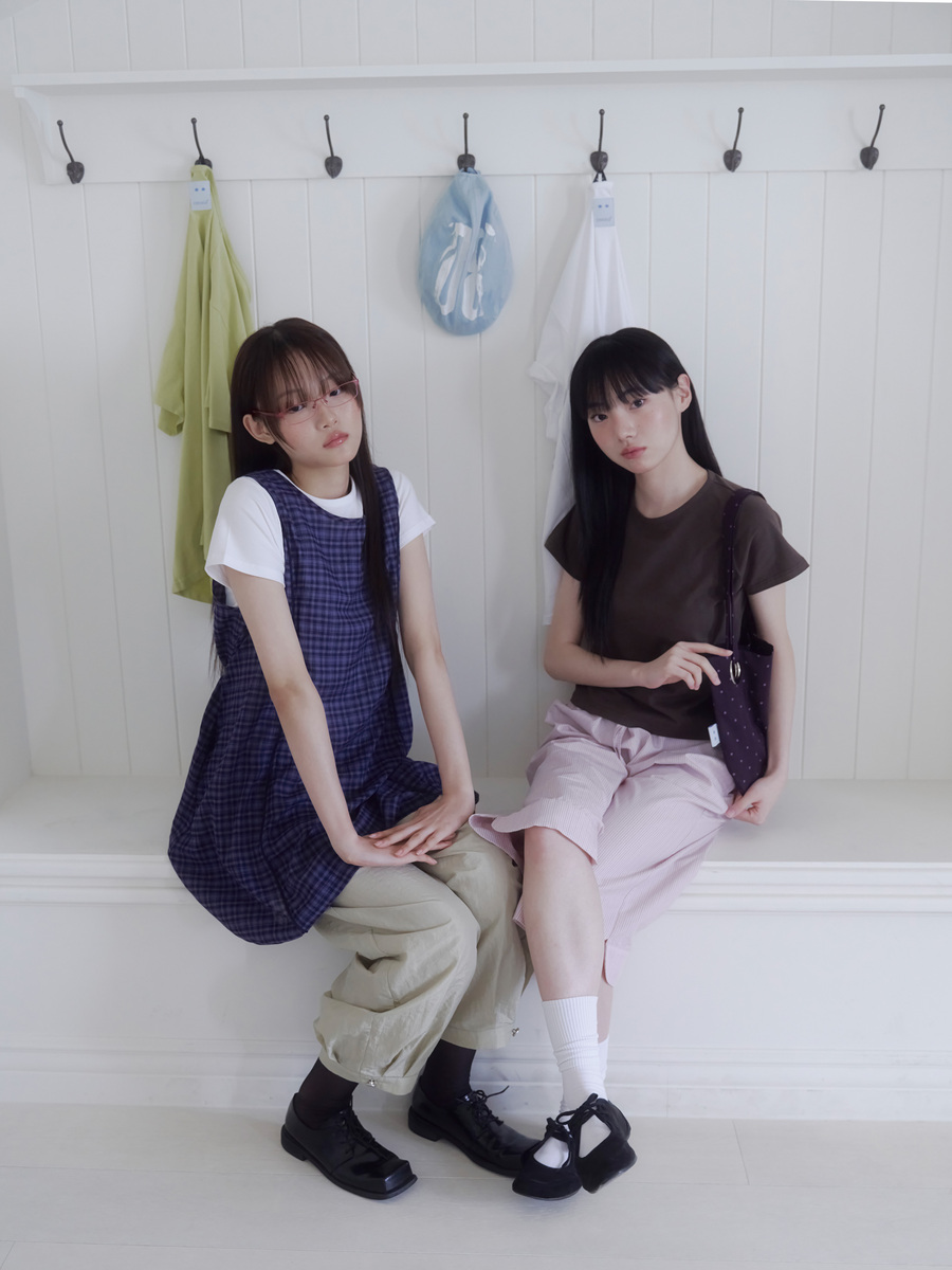 ナイロンスタッズピンタックパンツ (サンドベージュ) | ONSKA | HANA(ハナ) #34