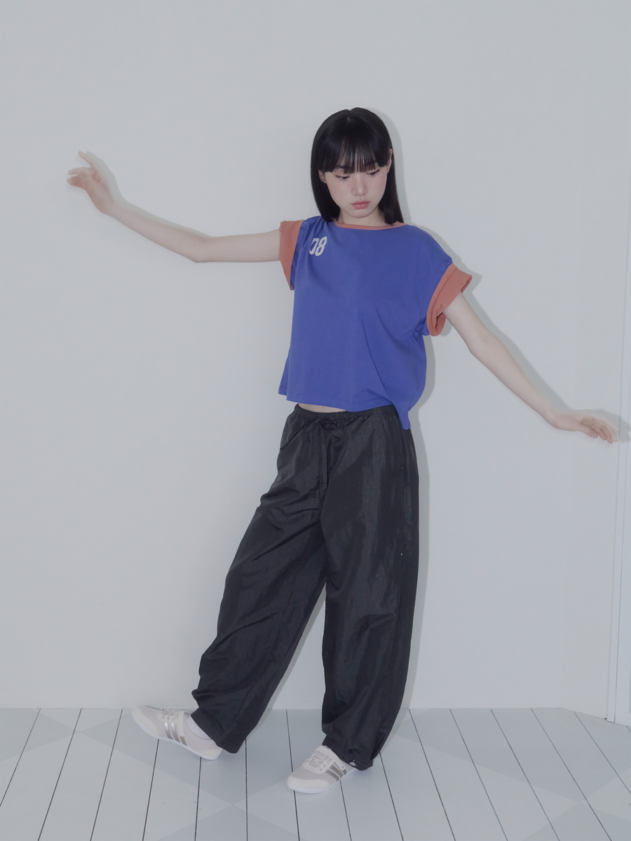 ナイロンスタッズピンタックパンツ (ダークグレー) | ONSKA | HANA(ハナ) #17