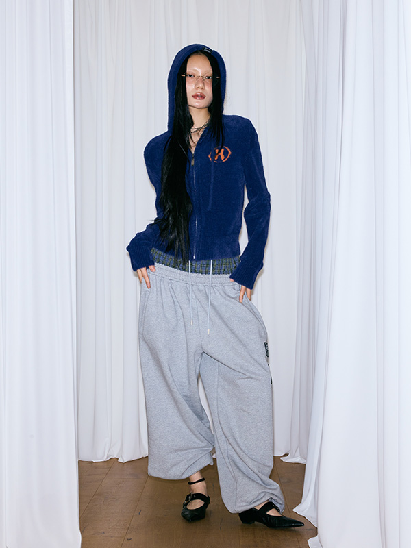 ホテルファーニット ジップアップ_ブルー | THE MYSTERIOUS HOTEL | HANA(ハナ) #3