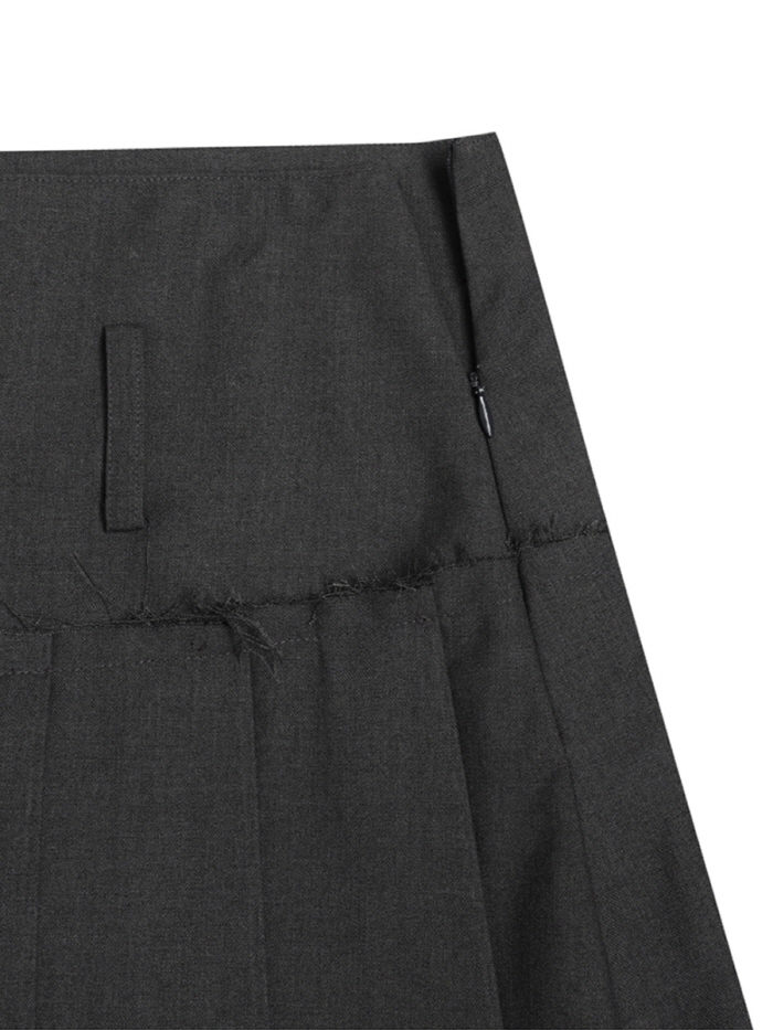 カットヘムベルトプリーツスカート（チャコール） | THREE TO EIGHTY | HANA(ハナ) #4