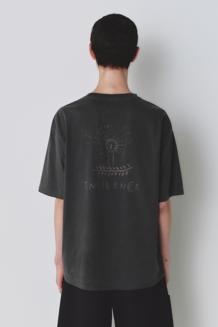 ハンドドローングラフィックTシャツ チャコール | INSILENCE | HANA(ハナ) #6