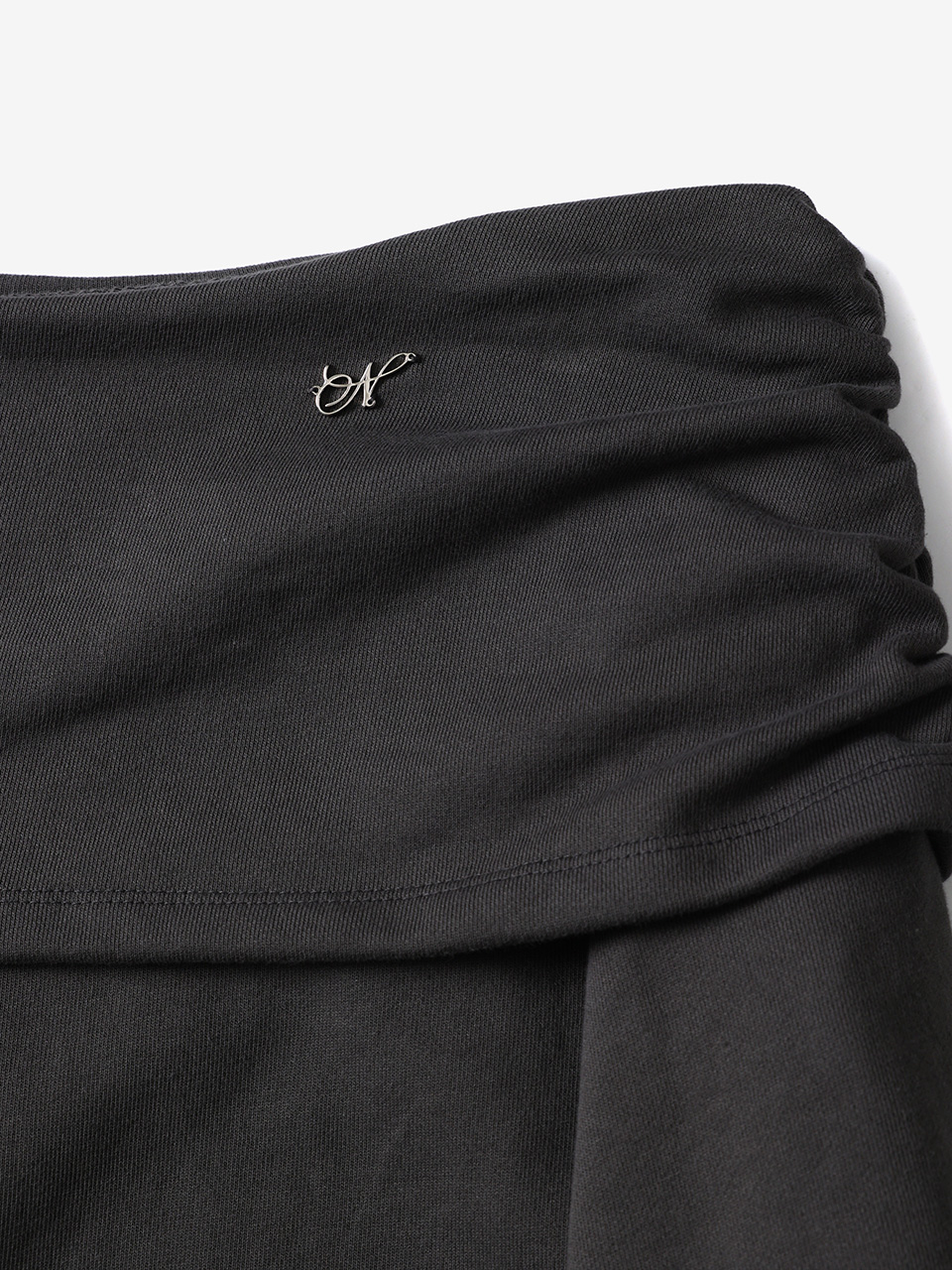 ドレープシンボルスウェットシャツ（チャコール） | Not your rose | HANA(ハナ) #12