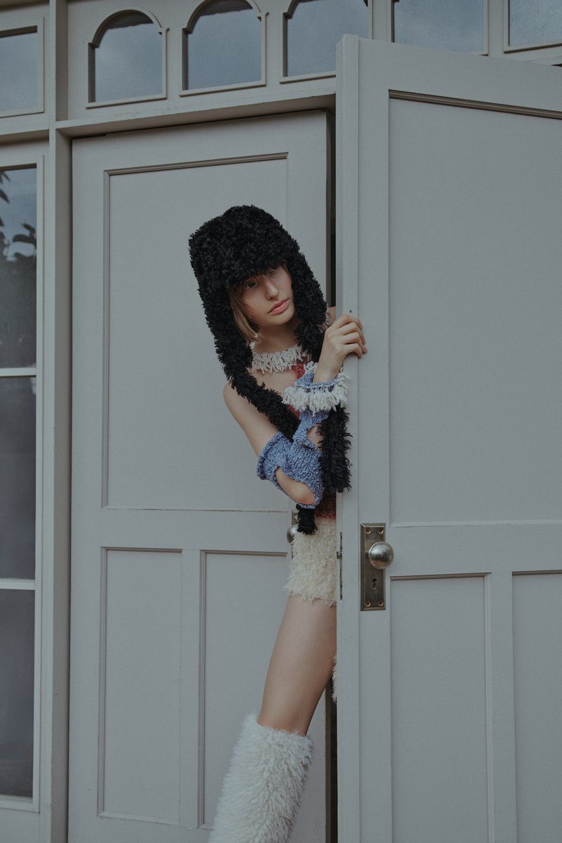 ノットイヤーフラップハット（ファーリーブラック） | POESIE DAME | HANA(ハナ) #5