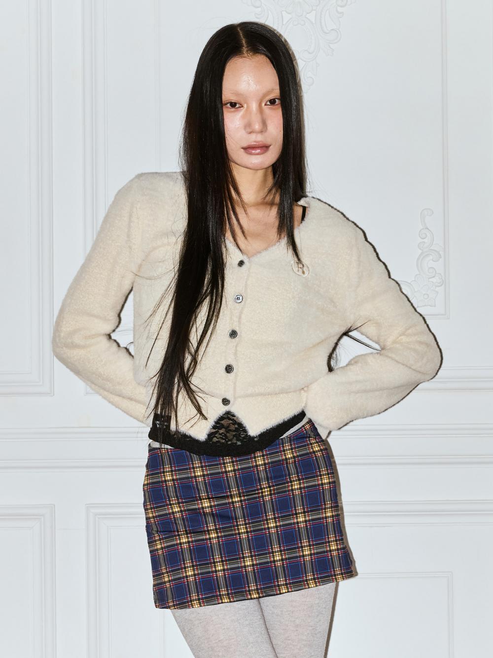 ホテルベーシックファーカーディガン_アイボリー | THE MYSTERIOUS HOTEL | HANA(ハナ) #4