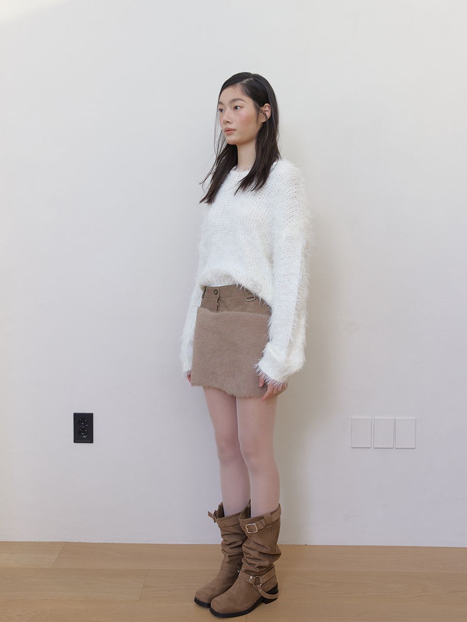 ファジーVニット (アイボリー) | ASURA | HANA(ハナ) #11