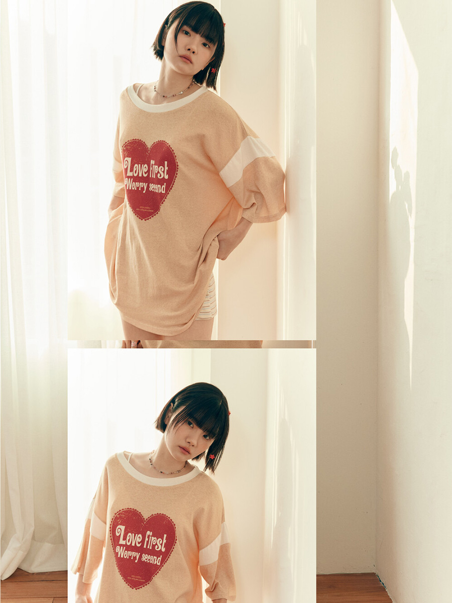 ラブファースト Tシャツ | minjiena | HANA(ハナ) #14