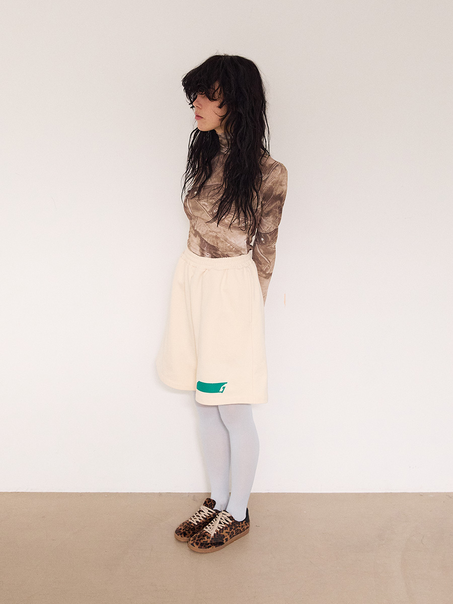NEWシンボルロゴハーフスウェットパンツ_クリーム | XOXOGOODBOY | HANA(ハナ) #4