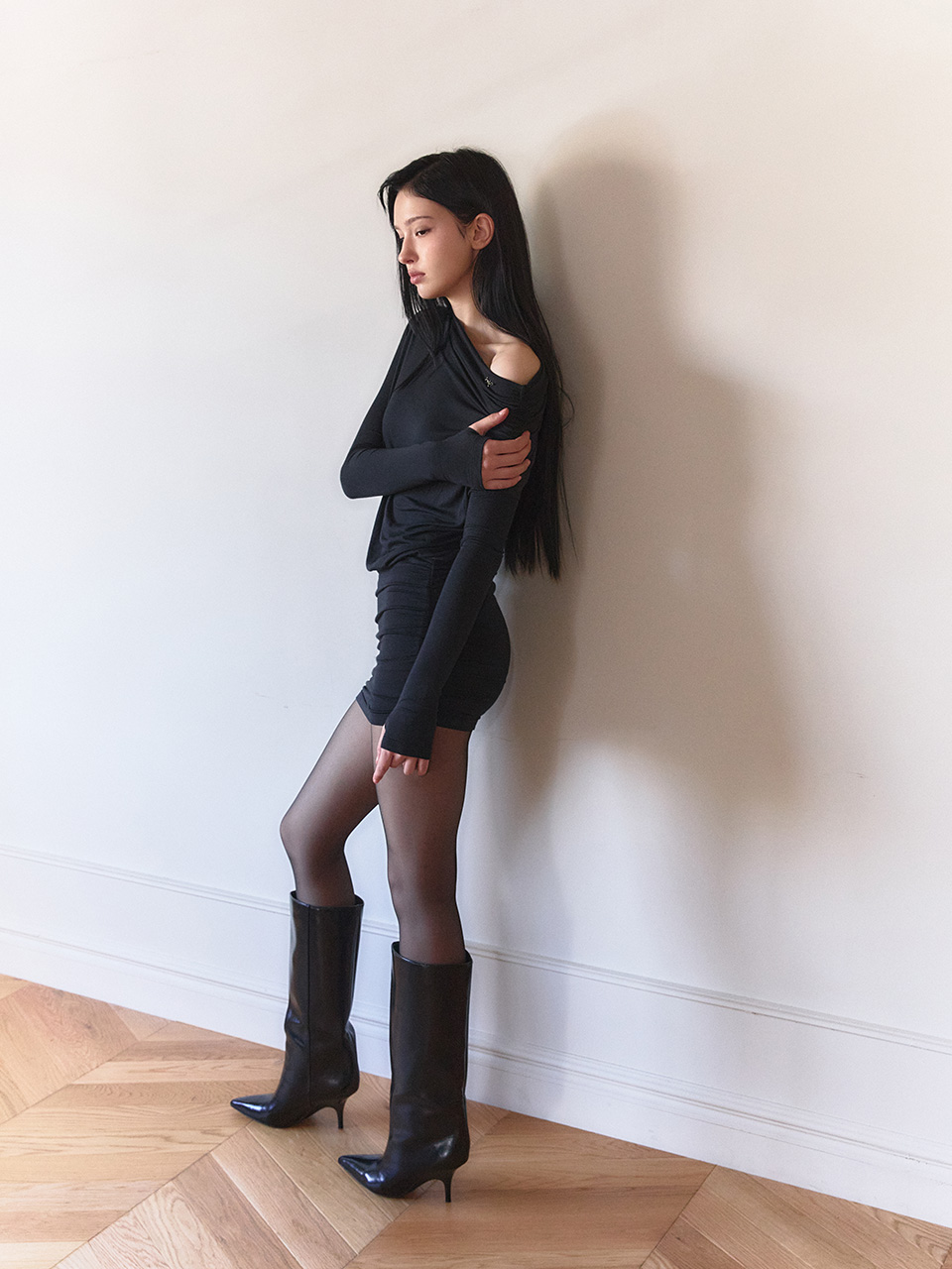 シャーリングシンボルドレス (ブラック) | Not your rose | HANA(ハナ) #3