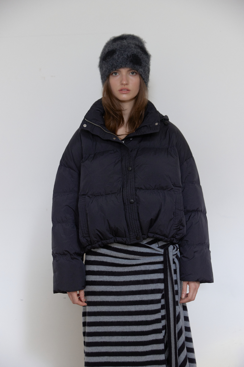 クラウドダックダウン（ブラック） | ASURA | HANA(ハナ) #15