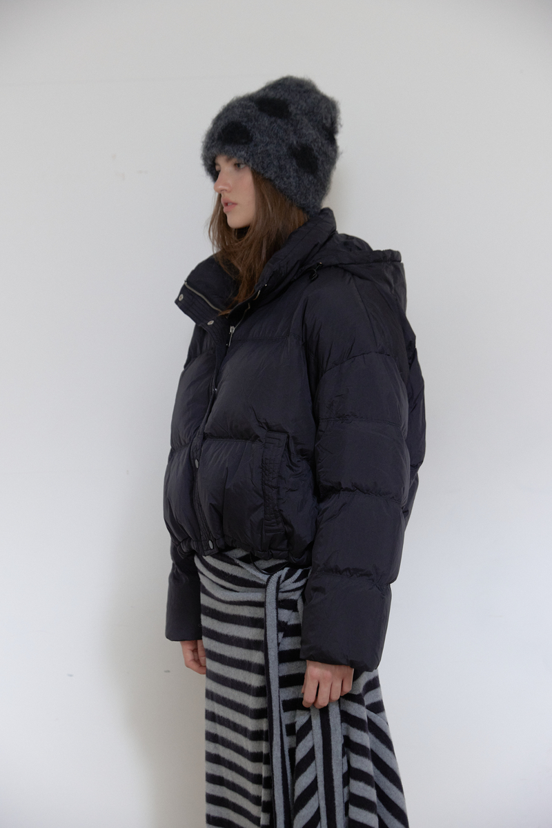 クラウドダックダウン（ブラック） | ASURA | HANA(ハナ) #16