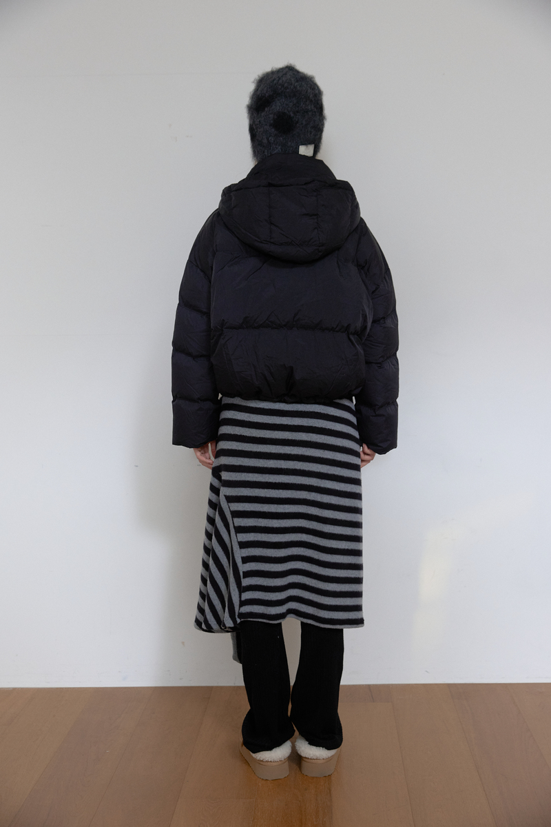 クラウドダックダウン（ブラック） | ASURA | HANA(ハナ) #9