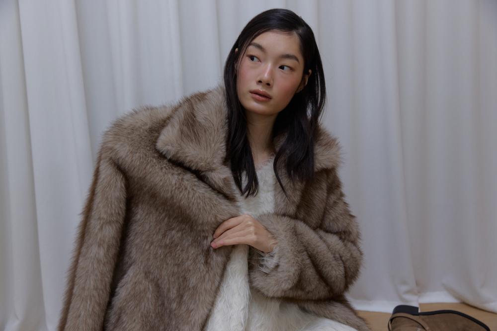 フォックス ミディ ファー ジャケット (ベージュ) | ASURA | HANA(ハナ) #27