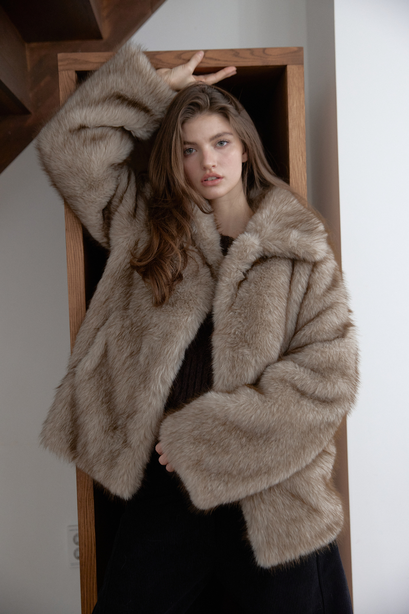 フォックス ミディ ファー ジャケット (ベージュ) | ASURA | HANA(ハナ) #17