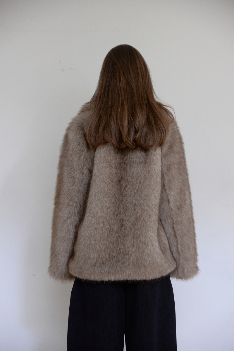 フォックス ミディ ファー ジャケット (ベージュ) | ASURA | HANA(ハナ) #6