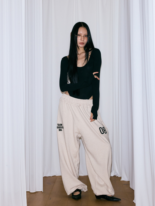 08 カットオフ スウェットパンツ | THE MYSTERIOUS HOTEL | HANA(ハナ) #3