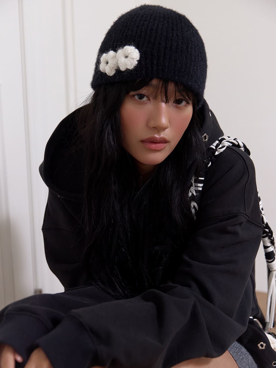 フラワーアイレットフーディー - ブラック | MEENDERI | HANA(ハナ) #8