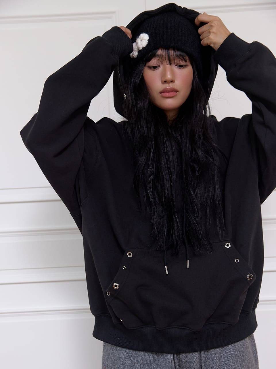 フラワーアイレットフーディー - ブラック | MEENDERI | HANA(ハナ) #3