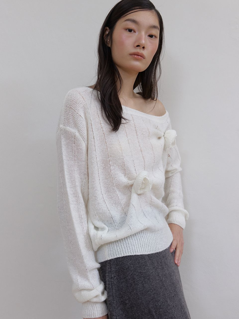 ローズブローチワンショルダーニット (アイボリー) | ASURA | HANA(ハナ) #7