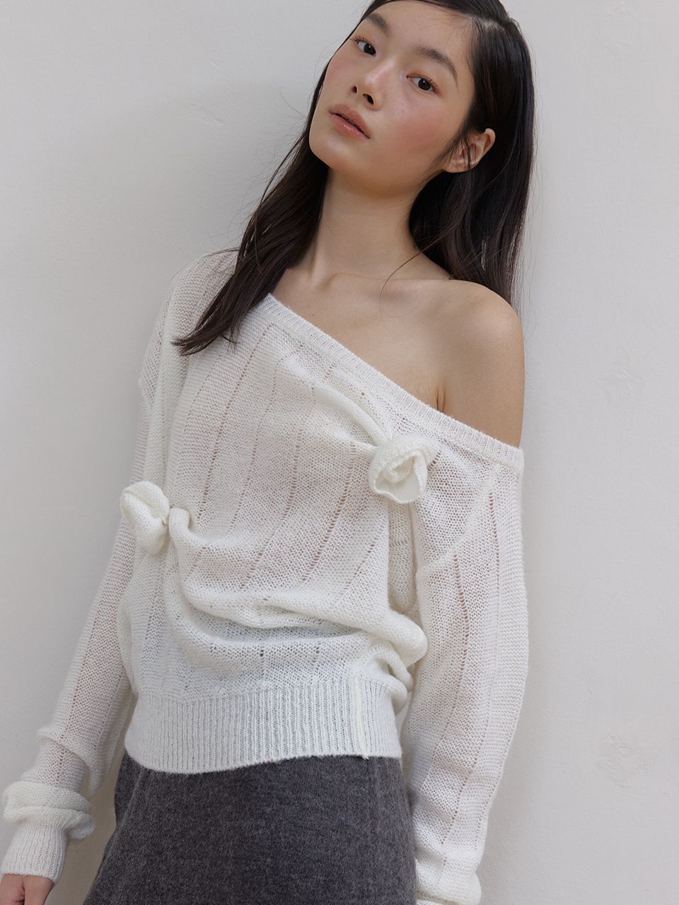 ローズブローチワンショルダーニット (アイボリー) | ASURA | HANA(ハナ) #10