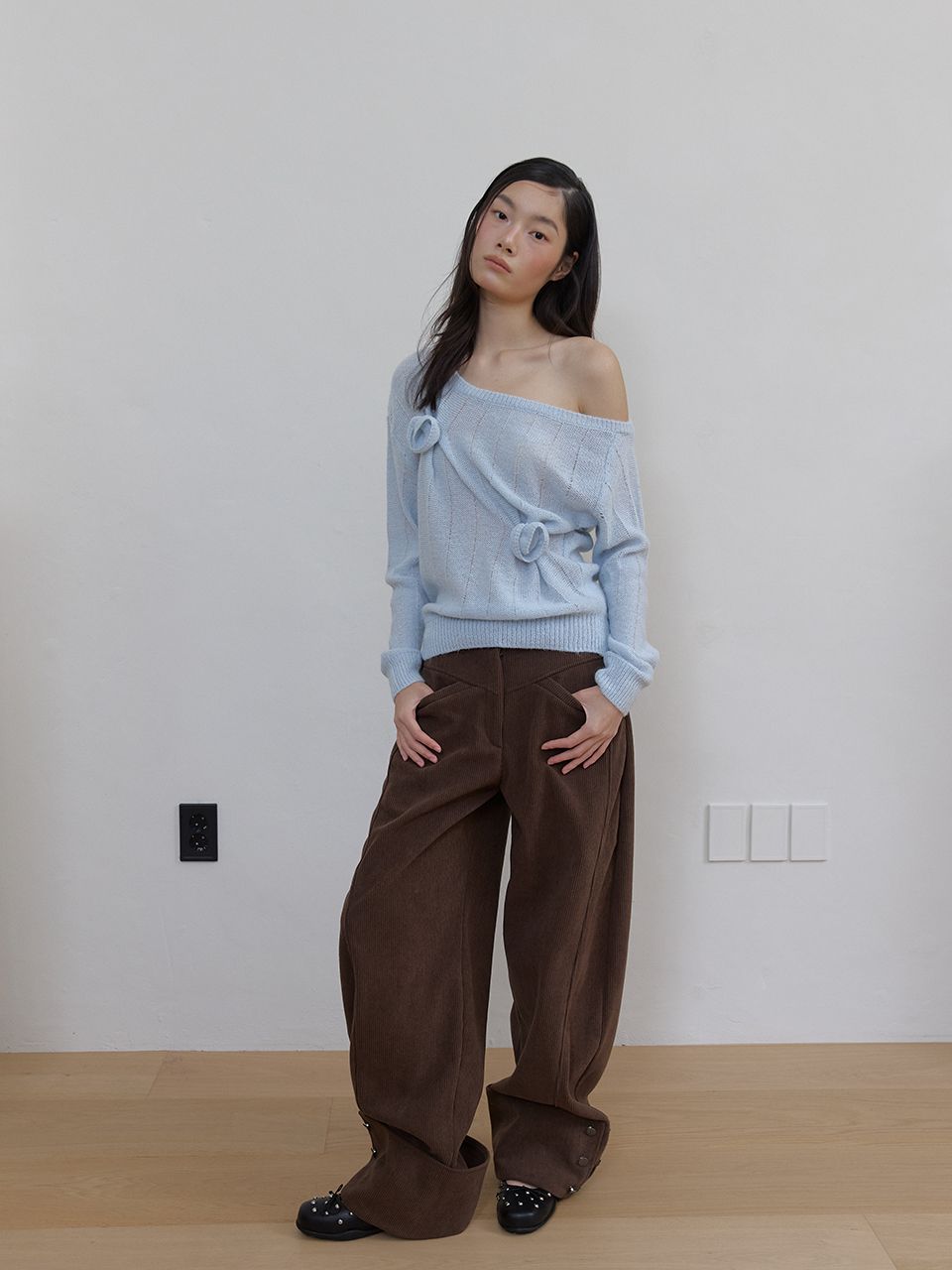 ローズブローチワンショルダーニット (スカイブルー) | ASURA | HANA(ハナ) #6