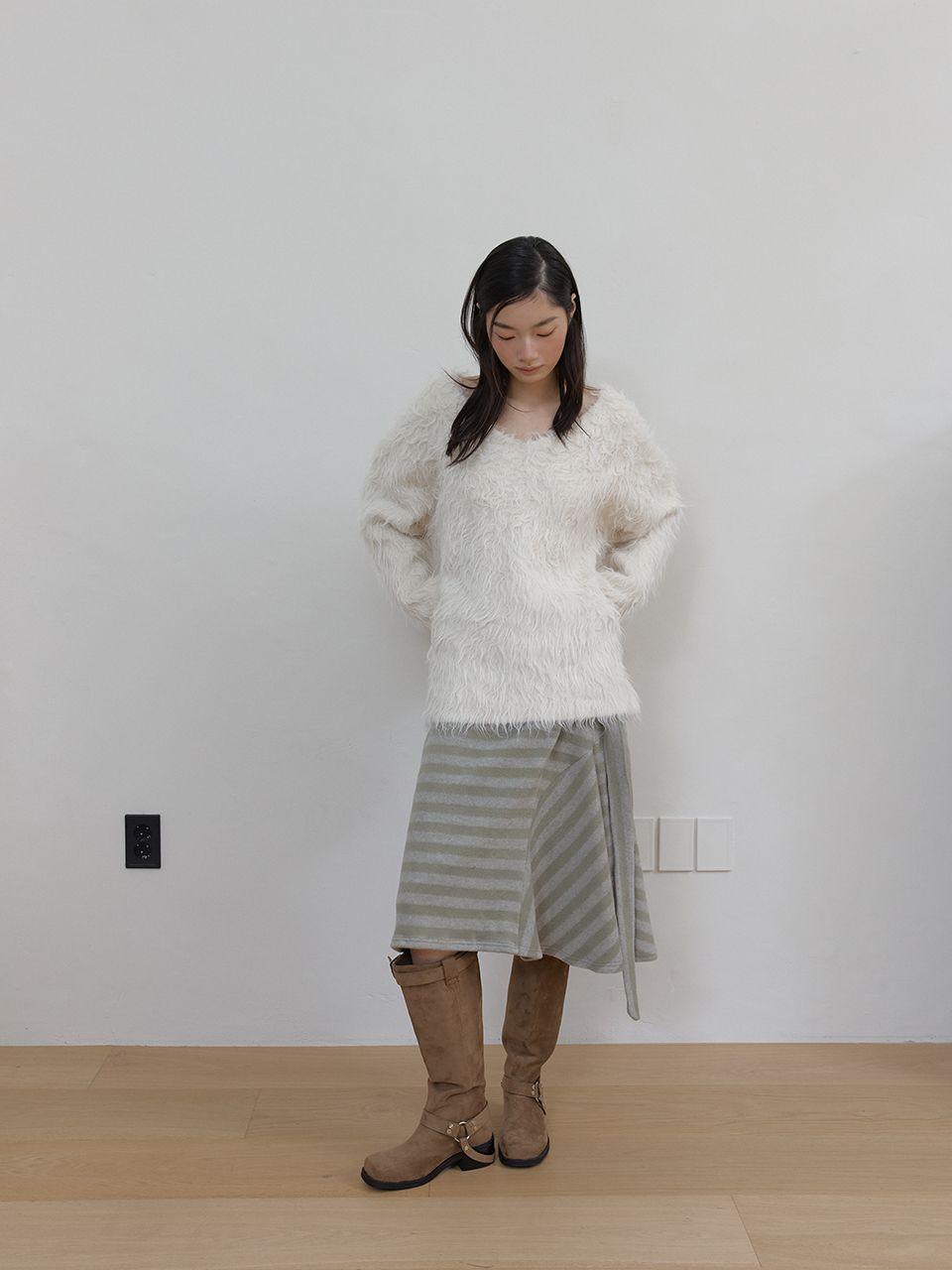 ウールヘアリーブラシVセーター (アイボリー) | ASURA | HANA(ハナ) #2