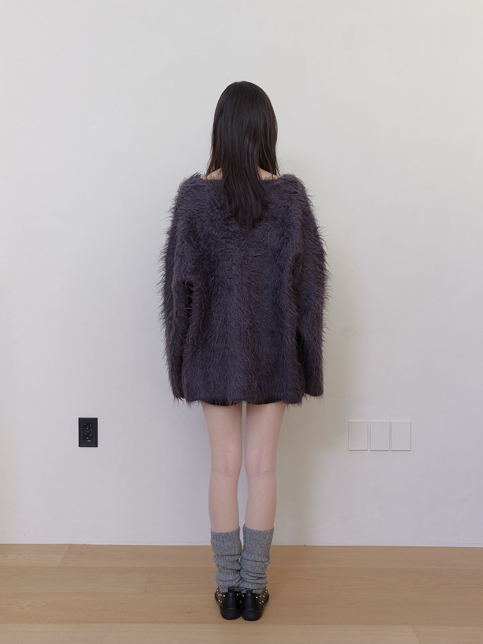 ウールヘアリーブラシVセーター (チャコール) | ASURA | HANA(ハナ) #15