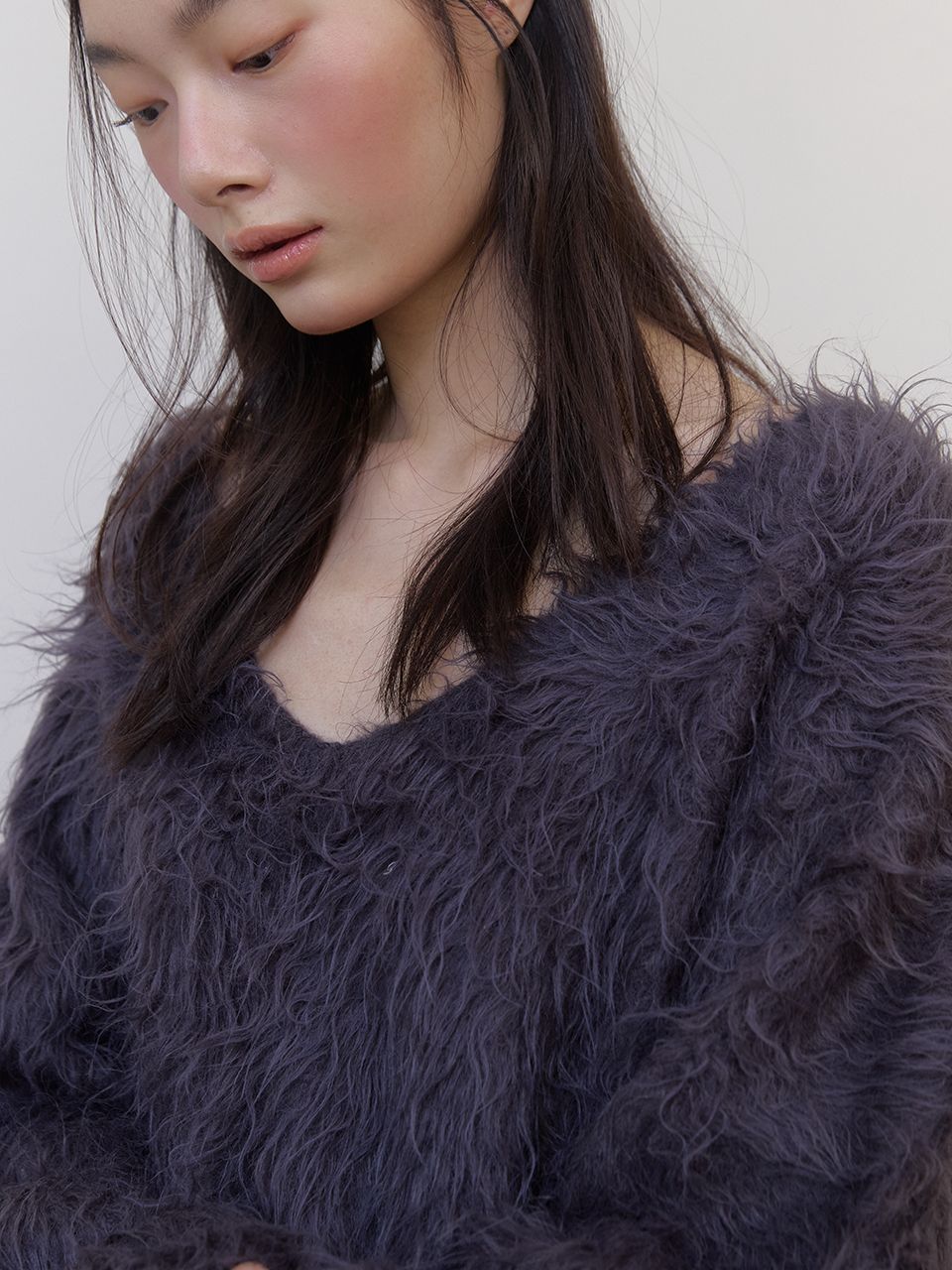 ウールヘアリーブラシVセーター (チャコール) | ASURA | HANA(ハナ) #9