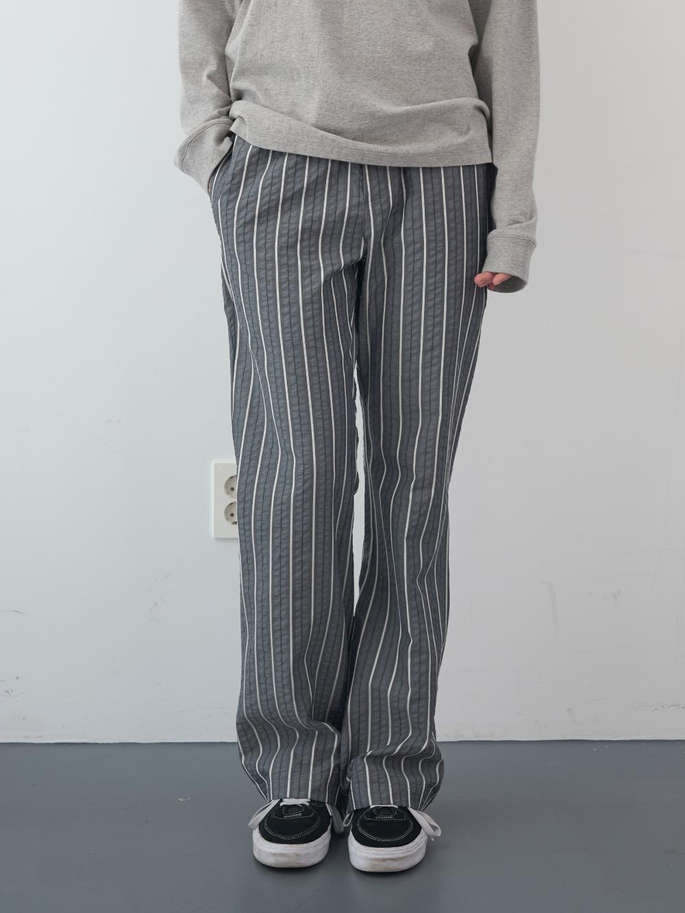 シアサッカーストライプバンディングブーツカットパンツ (グレー) | ENZO BLUES | HANA(ハナ) #12