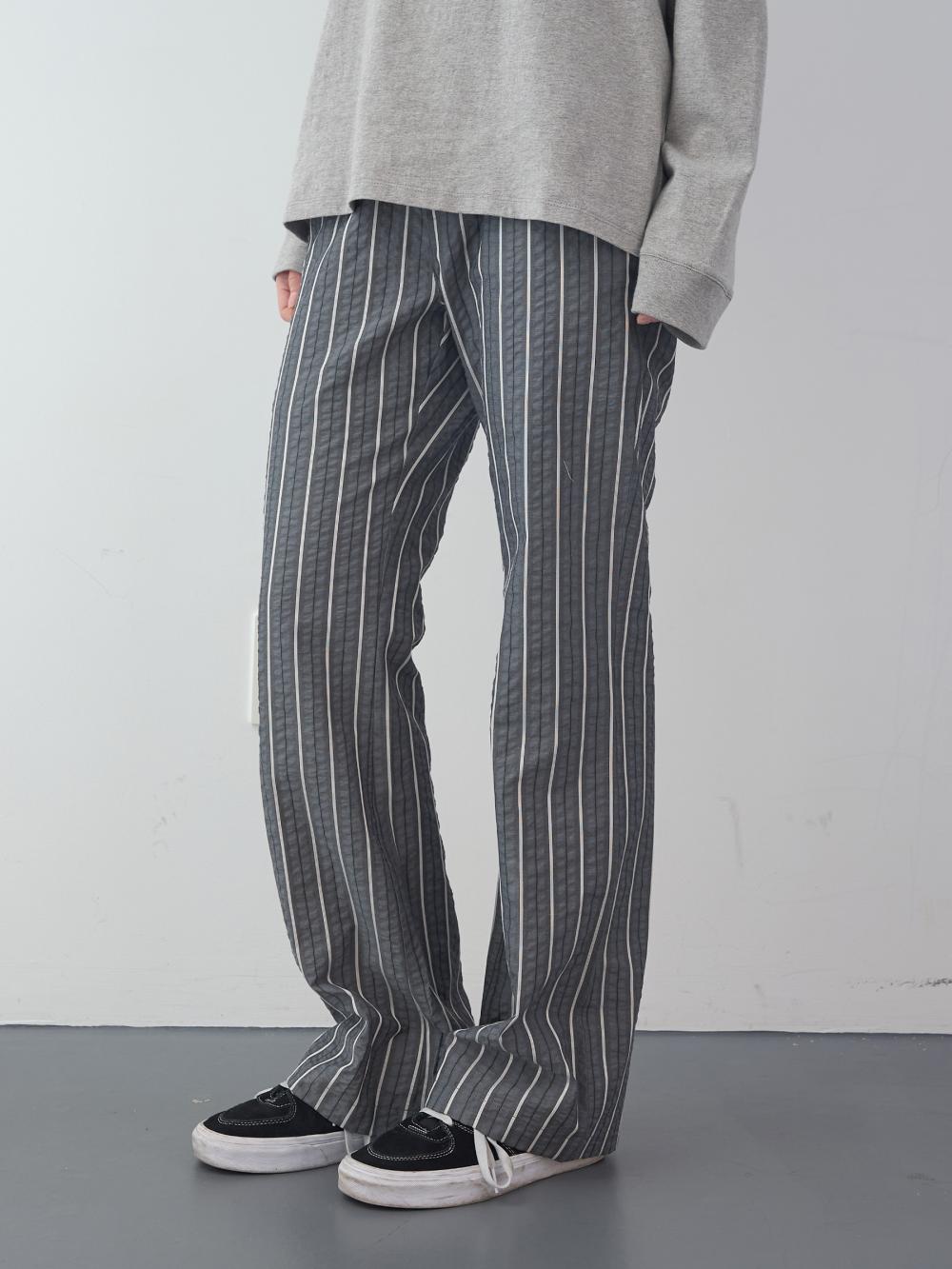 シアサッカーストライプバンディングブーツカットパンツ (グレー) | ENZO BLUES | HANA(ハナ) #13