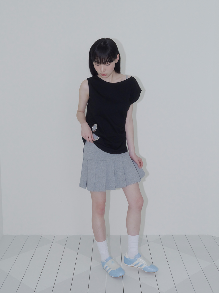 アイレットルーズノースリーブ（ブラック） | ONSKA | HANA(ハナ) #10