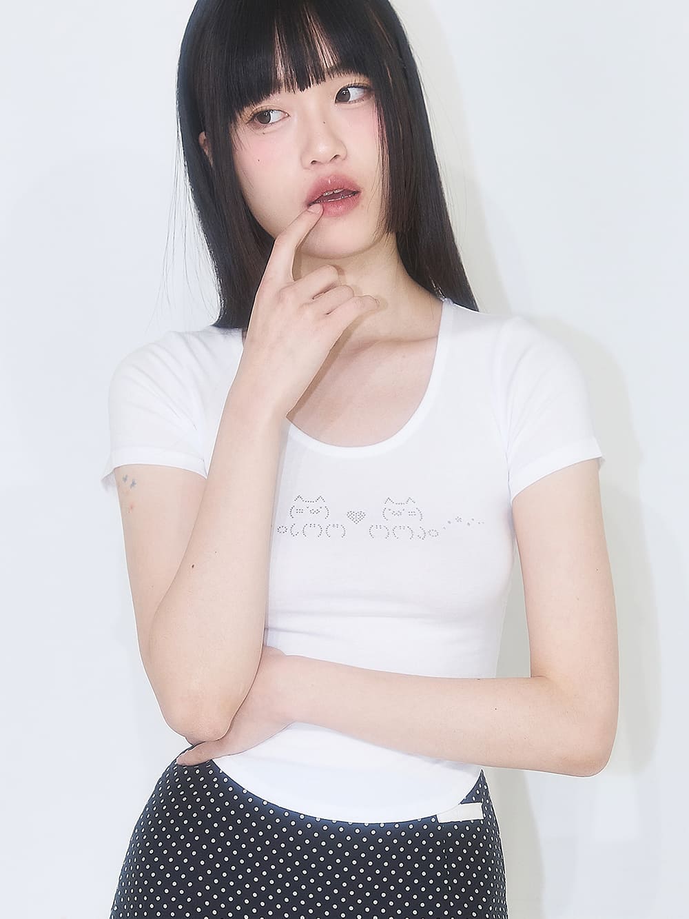 にゃんこホットフィックス フィットTシャツ（ホワイト） | ILLIGO | HANA(ハナ) #2