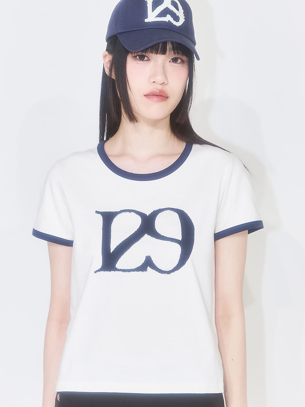 129 ロゴパッチ Tシャツ（クリーム） | ILLIGO | HANA(ハナ) #3
