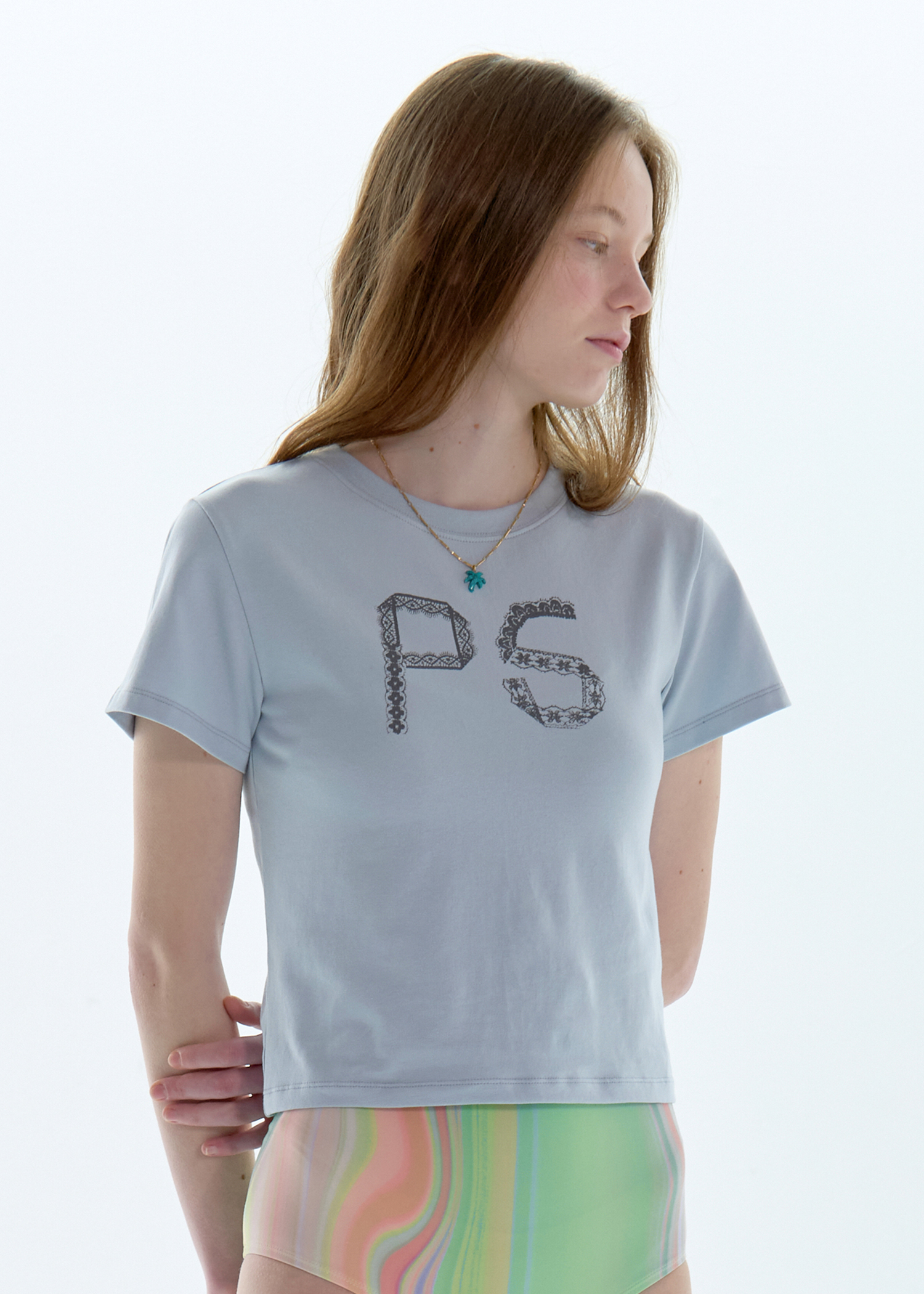 レース ロゴ Tシャツ_ブルー | PISCESS | HANA(ハナ) #1