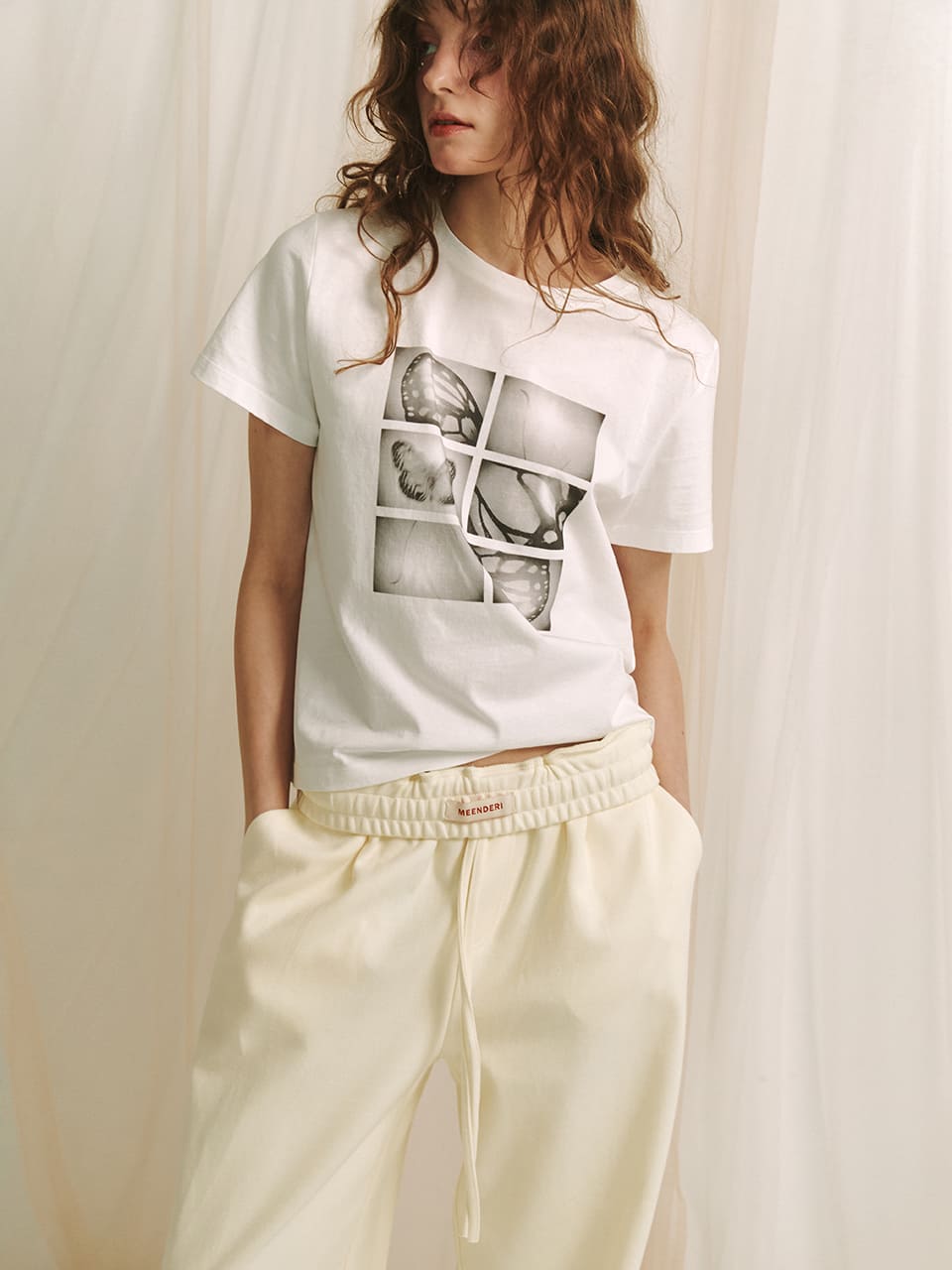 バタフライフィルムTシャツ - ホワイト | MEENDERI | HANA(ハナ) #1