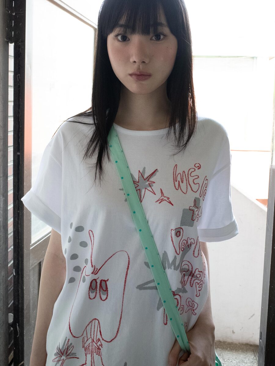 クレヨンフルーツTシャツ（アップルホワイト） | ONSKA | HANA(ハナ) #1