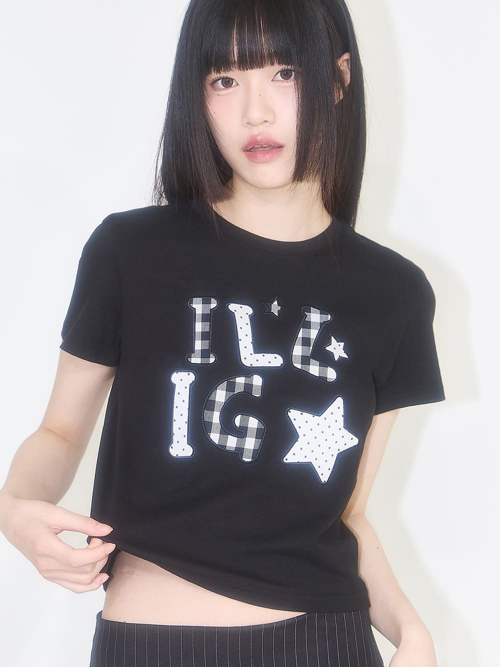 チェックアップリケ ルーズクロップTシャツ（ブラック） | ILLIGO | HANA(ハナ) #1