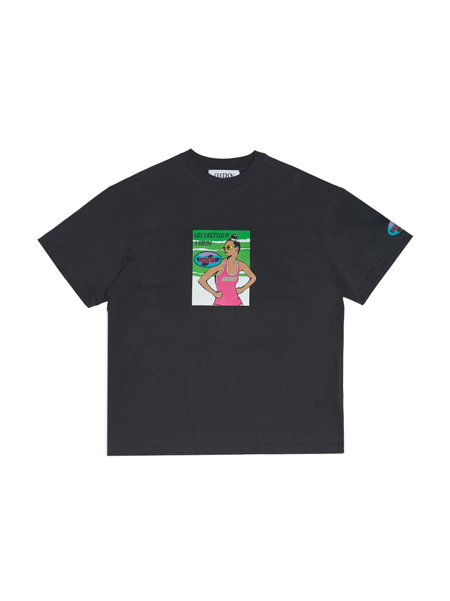 サングラスガール グラフィックTシャツ (チャコール) | XOXOGOODBOY | HANA(ハナ) #1