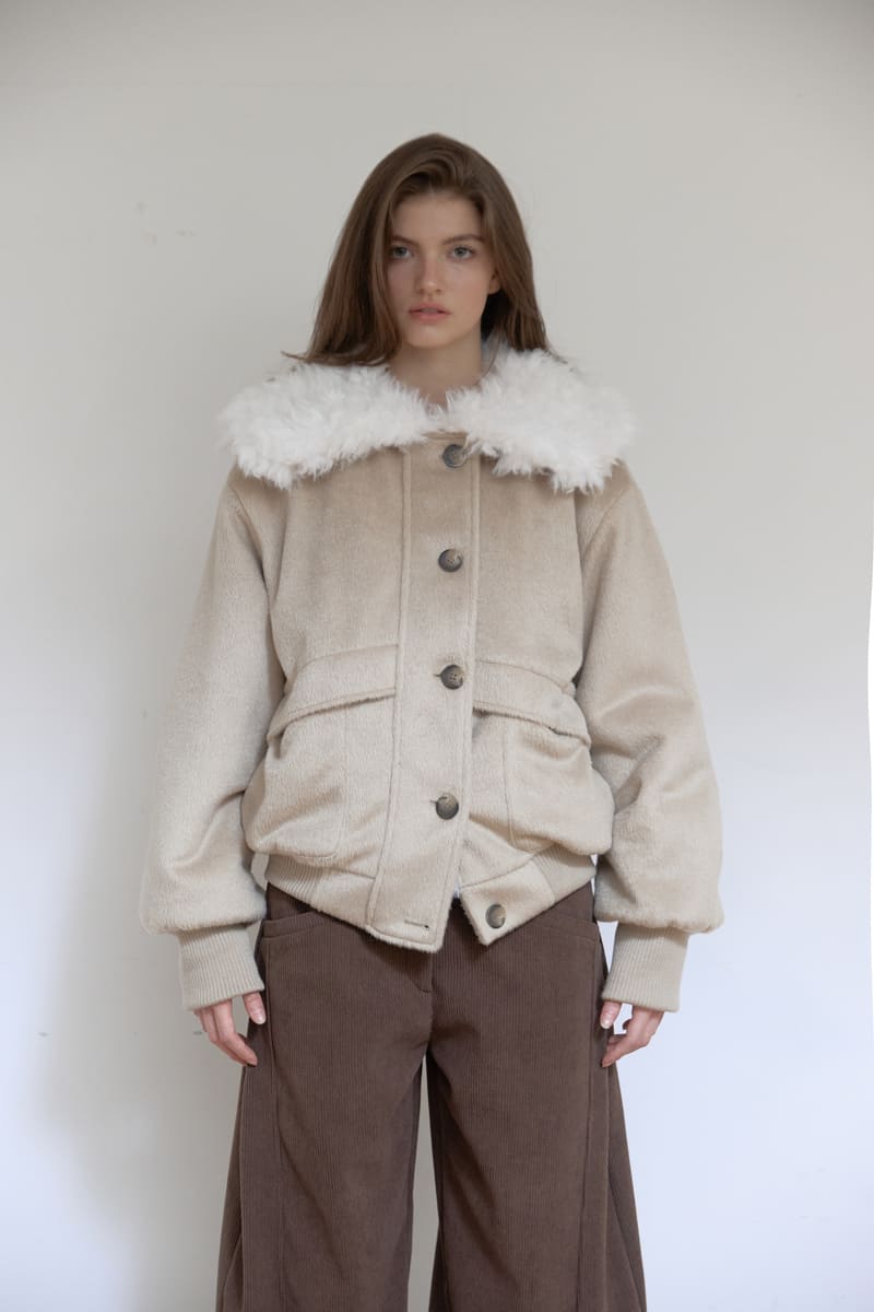 カラーファーリバーシブルジャンパー（ベージュ） | ASURA | HANA(ハナ) #1